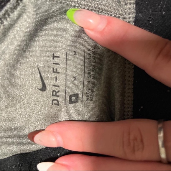 Nike Sports Bra - Picture 3 of 3